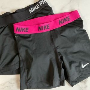 Set of 2 - Nike Pro Shorts